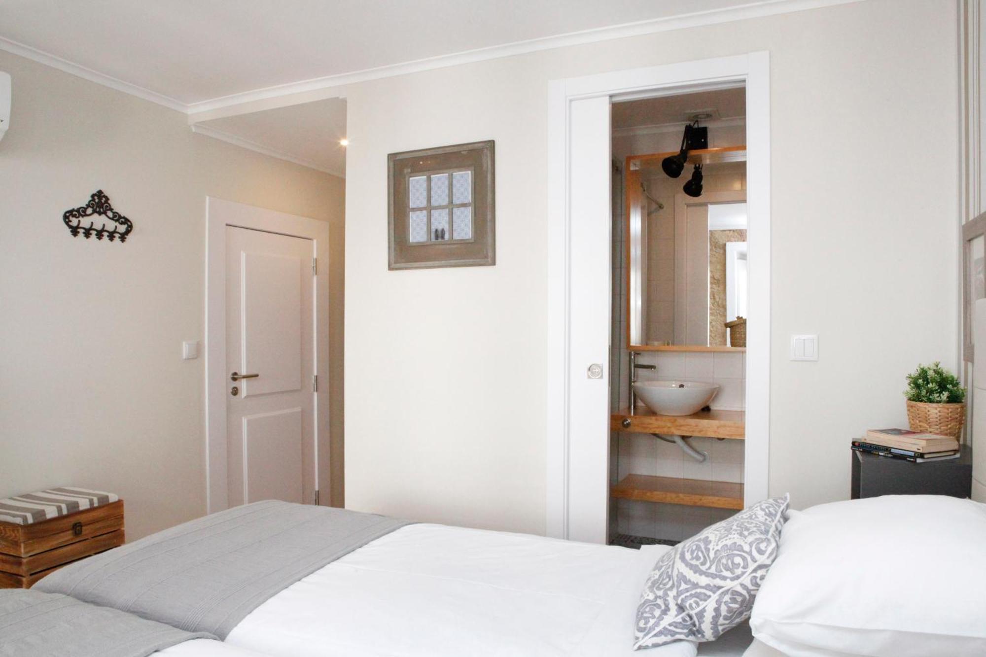 Flores Guest House Lisboa Стая снимка