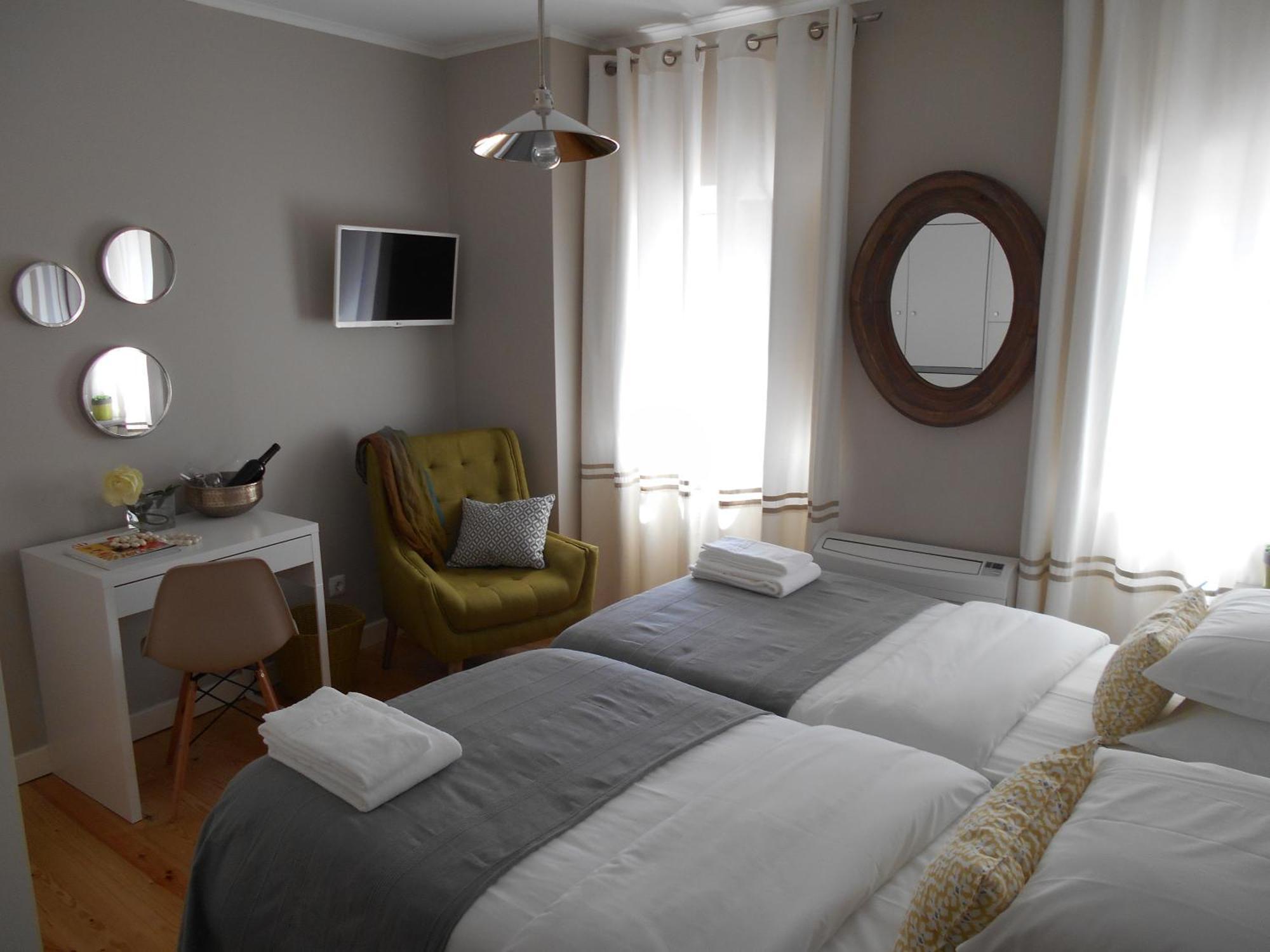 Flores Guest House Lisboa Стая снимка